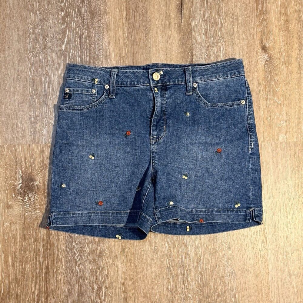 Seven7 Women's Jean Weekend Shorts With Floral Embroidery Size 10 Jorts
